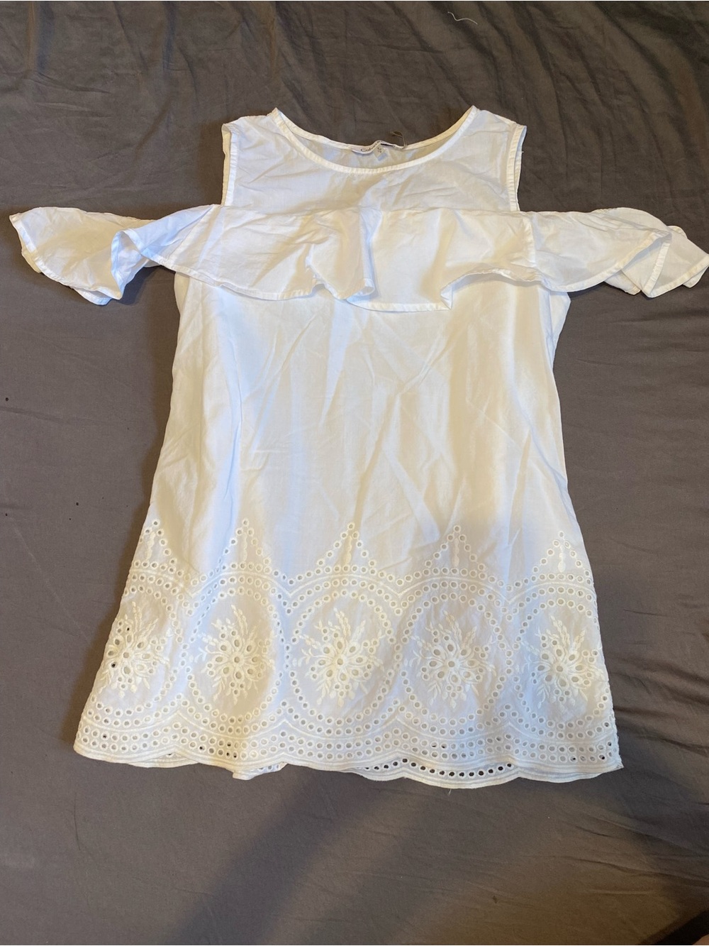 Calvin Klein white cold shoulder embroidered lace eyelet blouse, size small